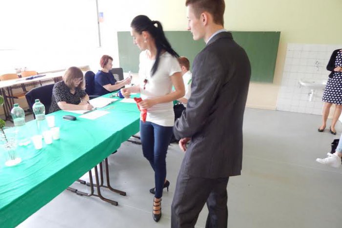 Ilustračný obrázok k článku Takto prebiehal ich veľký deň: Reportáž z ústnych maturít na žilinskom gymnáziu