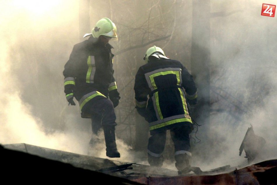 Ilustračný obrázok k článku Žilinská centrála Smeru v plameňoch: Desiatka hasičov v akcii!