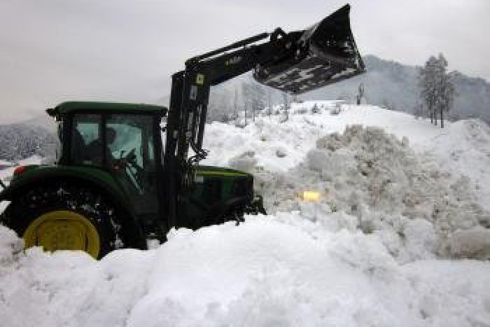 Ilustračný obrázok k článku Snehová kalamita v Žilinskom okrese: Výdavky za mimoriadnu situáciu nám preplatí vláda