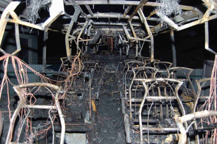 Ilustračný obrázok k článku OBRAZOM: Šokujúce chvíle v Žiline. Podpaľač zapálil odstavený autobus!