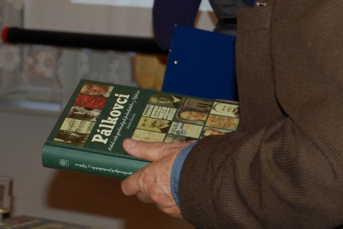Ilustračný obrázok k článku Autor desiatok slovenských evergreenov z Mikuláša: Dušan Pálka sa narodil pred 105 rokmi
