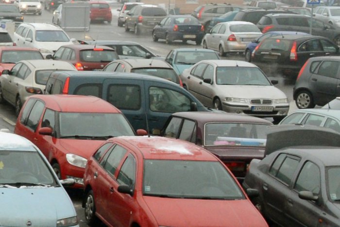 Ilustračný obrázok k článku Obmedzenia v parkovaní na Solinkách a Hájiku: Potrvá to niekoľko týždňov