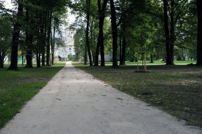Ilustračný obrázok k článku Vychytené turistické lákadlo: Budatínsky park navštívilo za štyri mesiace 73 360 ľudí