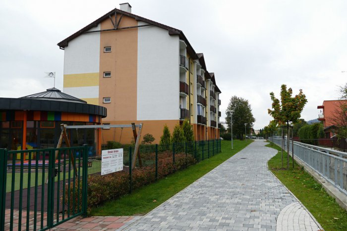 Ilustračný obrázok k článku Obec v Žilinskom okrese láka mladé rodiny: 87 nových bytov ešte nie je všetko!