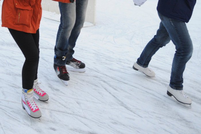 Ilustračný obrázok k článku Žilinčania, je čas oprášiť korčule: Mesto o štarte sezóny na zimnom štadióne