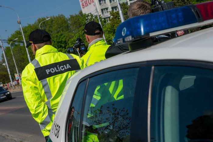 Ilustračný obrázok k článku Žilinskí policajti o smutnom rekorde: Tieto slová by mal čítať každý vodič