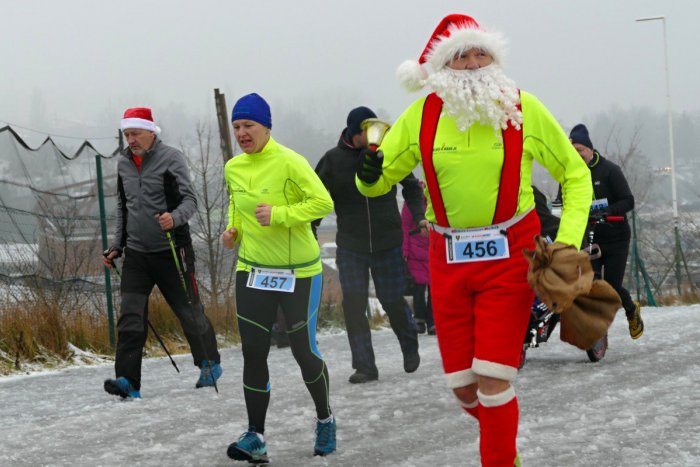 Ilustračný obrázok k článku FOTO: Na žilinskom Vianočnom behu sa zišlo takmer tisíc pretekárov