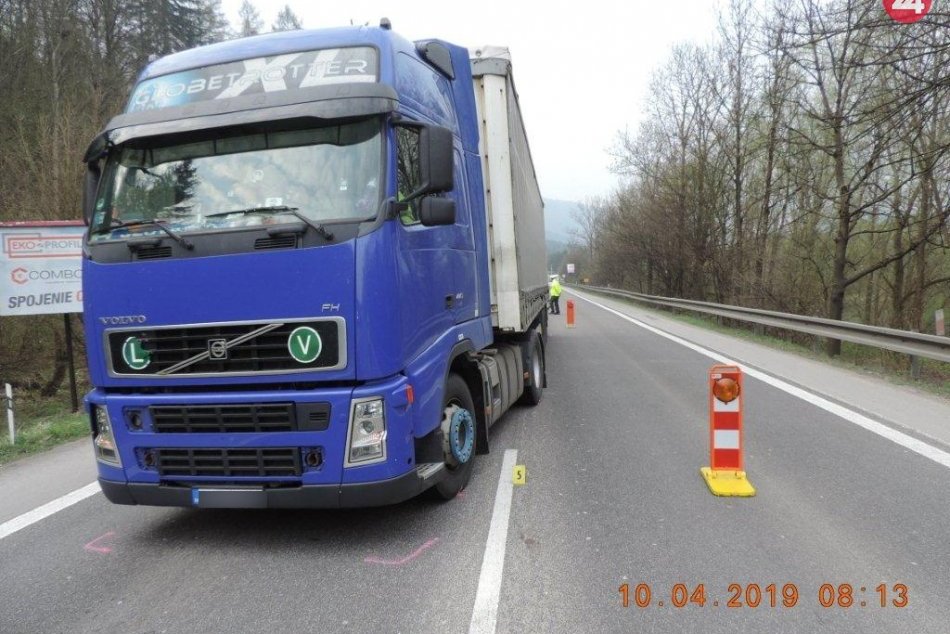 Ilustračný obrázok k článku Nehoda na Kysuciach: Muž (30) po zrážke s kamiónom skončil v nemocnici