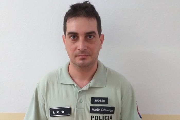 Ilustračný obrázok k článku Policajt Martin, palec hore: Za jeho čin za žilinských policajtov odslúžia omšu
