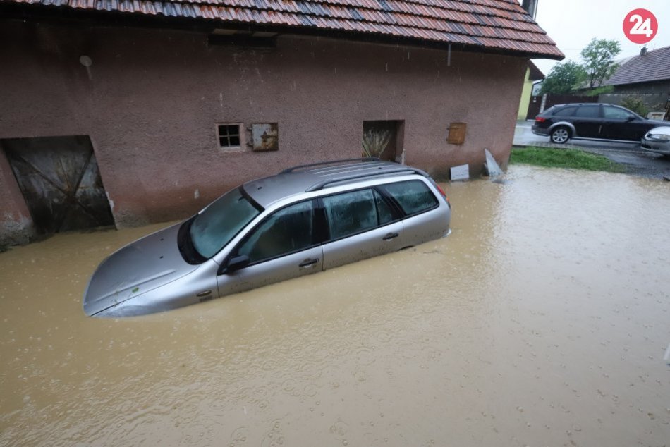 Ilustračný obrázok k článku Meteorológovia s varovaním pre Žilinský okres: Nielen dážď, ale aj povodne!