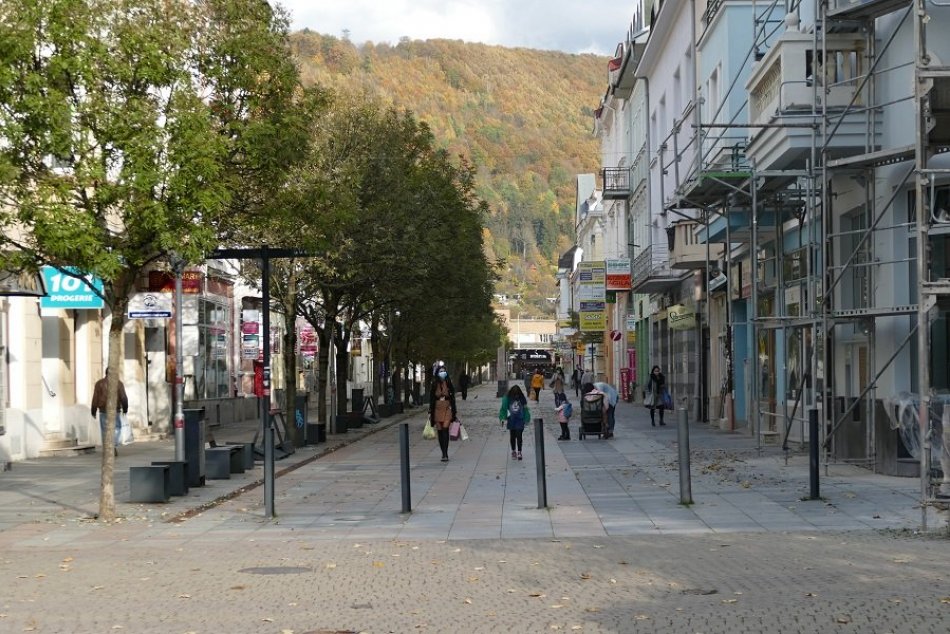 Ilustračný obrázok k článku Žilina bude zelenšia a krajšia: Zmeniť sa má mestský úrad a tieto miesta