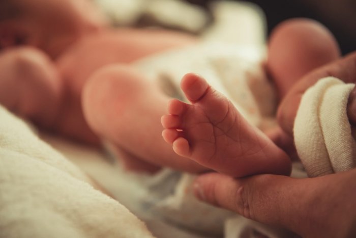 Ilustračný obrázok k článku Prvé dieťatko narodené v roku 2021 je na svete: Žilinčanka Kristínka sa teší dobrému zdraviu