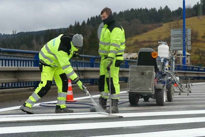 Ilustračný obrázok k článku Županka Jurinová: Dobudovanie diaľnice D3 na Kysuciach neznesie ďalší odklad