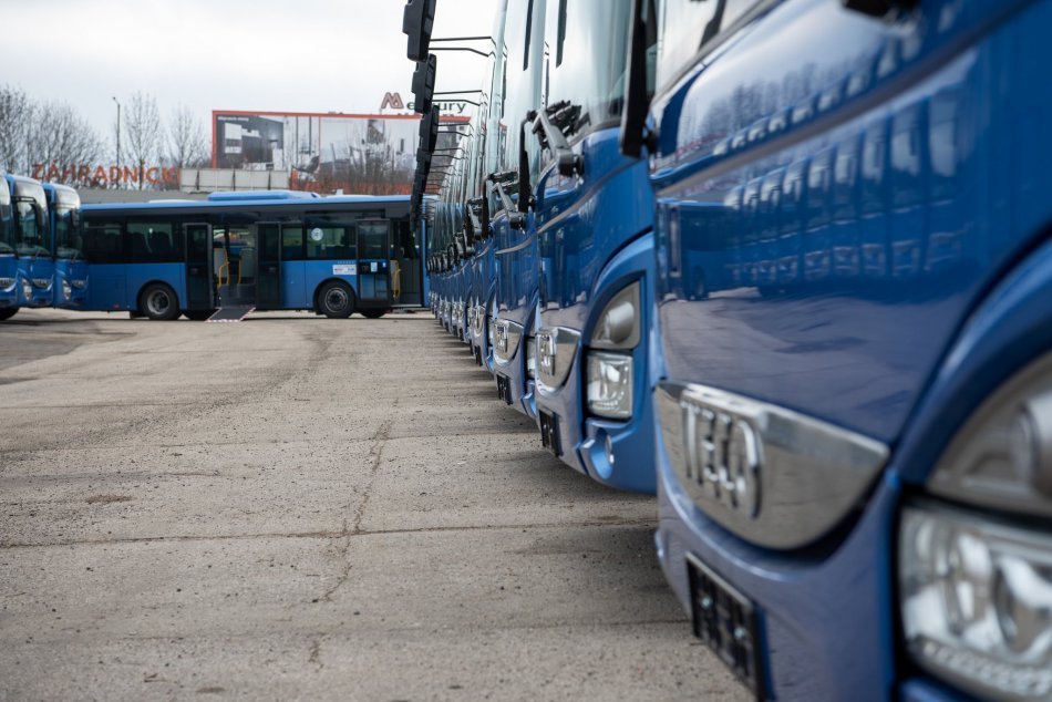 Ilustračný obrázok k článku Žilinský kraj budú brázdiť nové autobusy: Do prevádzky pribudne 30 moderných strojov
